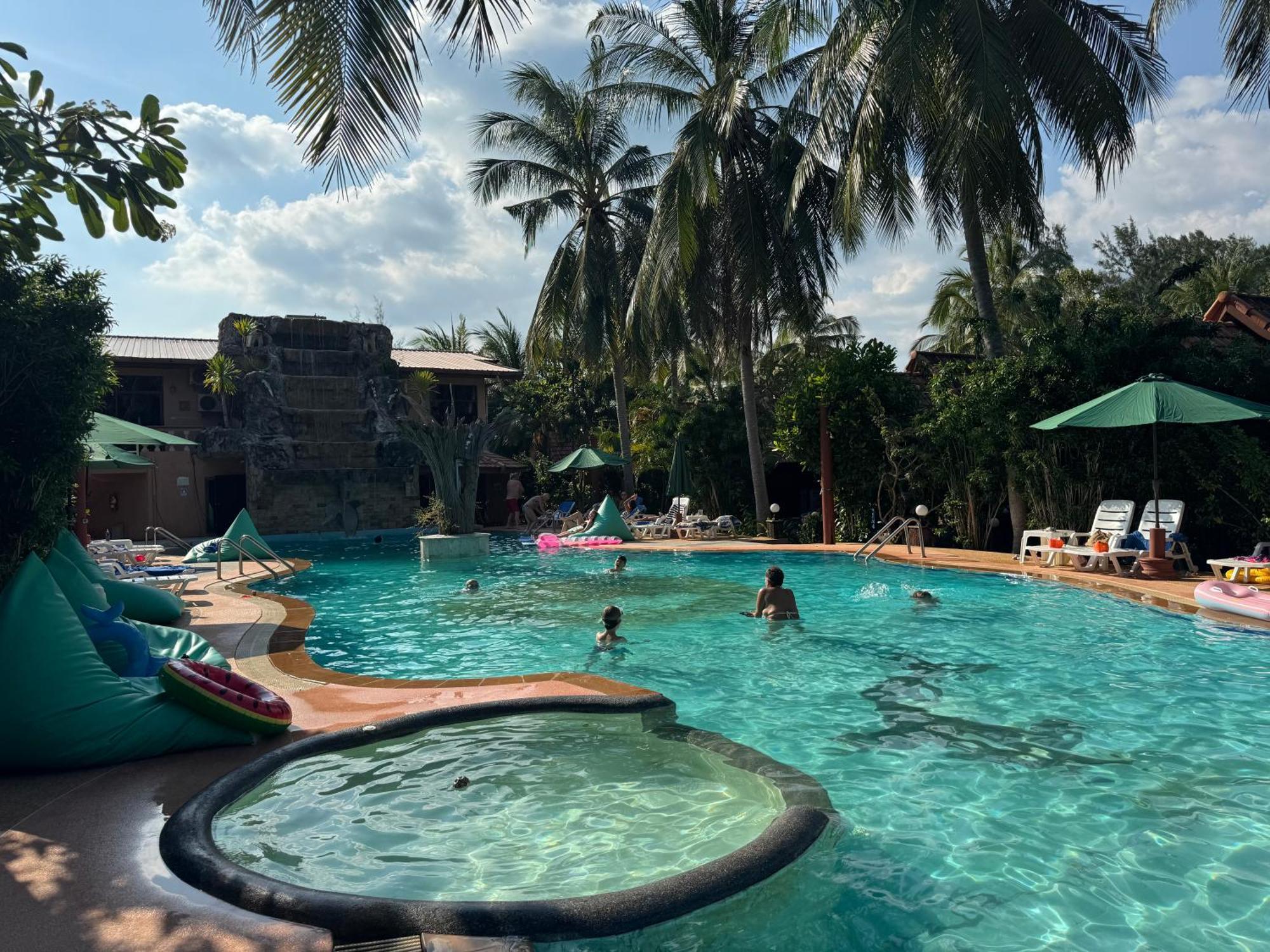 Laguna Club Sha Resort